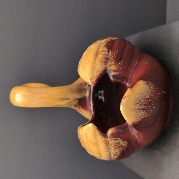 VGT, Blue Mountain Pottery Brown/Yellow Glazed Swan Planter. - Picture 5 of 11